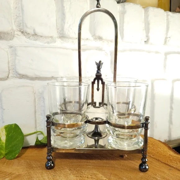 Reed and Barton Vintage Silverplated Cocktail serving set - Picture 5 of 12